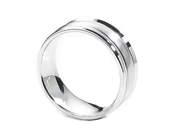GENTLEMAN'S 14K WHITE GOLD SATIN MILLEGRAIN CENTER AND POLISHED EDGE BAND