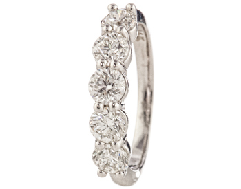 14K WHITE GOLD SHARED PRONG AND ROUND DIAMOND BAND