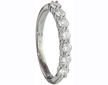 14K WHITE GOLD SHARED PRONG ROUND DIAMOND BAND 