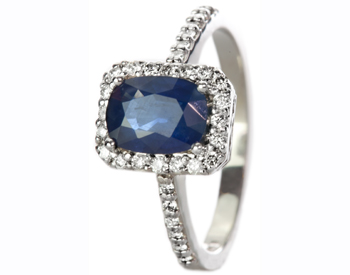 14K WHITE GOLD PAVE DIAMOND AND CUSHION SAPPHIRE RING