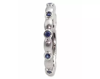 14K WHITE GOLD BEZEL SET ROUND SAPPHIRE STACK BAND 