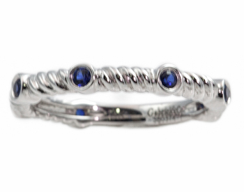 14K WHITE GOLD ROPE DESIGN AND BEZEL SET ROUND SAPPHIRE STACK BAND 